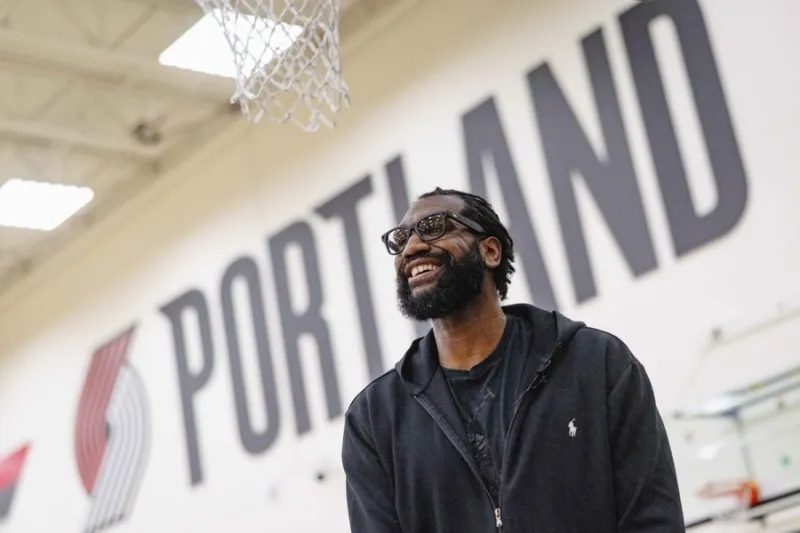 足球直播-那一年的绝世天才！开拓者官方：祝格雷格-奥登生日快乐