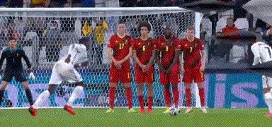 1633640863628022683.gif 1061.gif